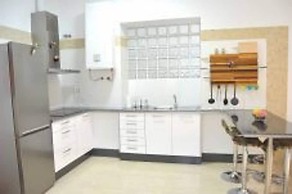Good Companies Veedor Apartment