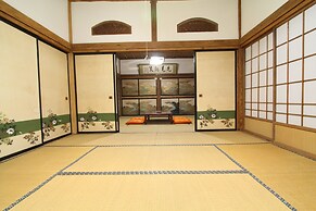 Fuji Sakura House