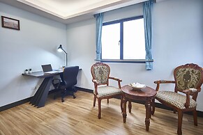 Menippe Hotel
