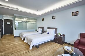 Menippe Hotel
