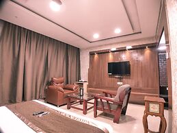 Hotel Vishnu Empire