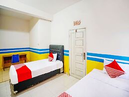 OYO Life 2820 Hotel Perdana Syariah
