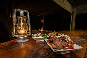 Boteti Tented Safari Lodge