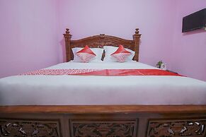 OYO 2838 Hotel Ayu