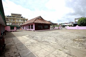 OYO 2838 Hotel Ayu
