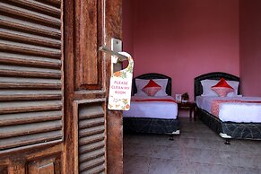 OYO 2838 Hotel Ayu