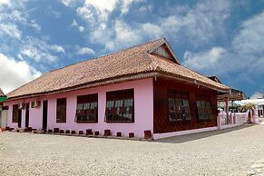 OYO 2838 Hotel Ayu