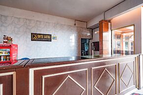 OYO 2855 Sartika Hotel Pati