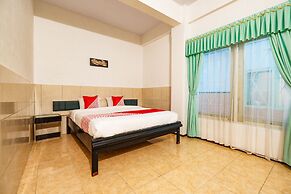 OYO 2855 Sartika Hotel Pati