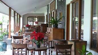 Ronia Mountain Villa Lembang