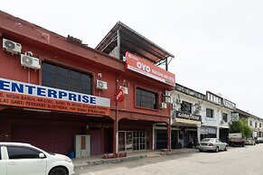 OYO 89960 Manjung Inn Hotel