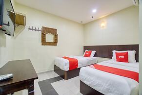 OYO 89960 Manjung Inn Hotel