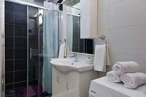 Tihi Val Apartments