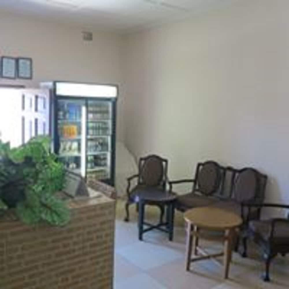 Aabiya Lodge