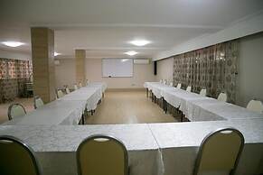 Aabiya Lodge