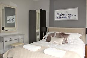 Central Bath House Group Accommodation