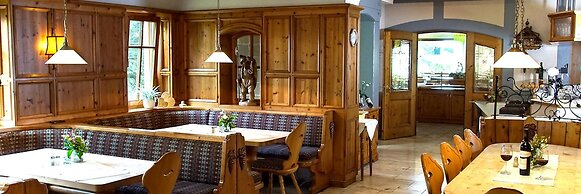 Traube Lossburg Hotel Restaurant