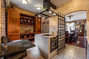 Forza Lux Guest House