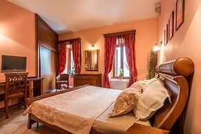 Forza Lux Guest House