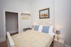 Stylish City Centre Apartment - Bath