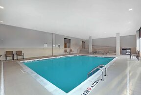 Hampton Inn & Suites by Hilton Belleville
