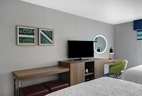 Hampton Inn & Suites by Hilton Belleville