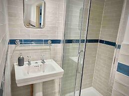 The Georgian Loft Apartment Central Bath