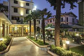 Hotel Ester Safer