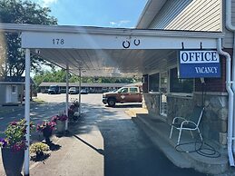 Roger's Motel