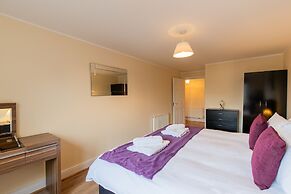 2-bedroom Penthouse, Clockhouse, Hoddesdon