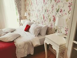 Lotus Restaurant & Home