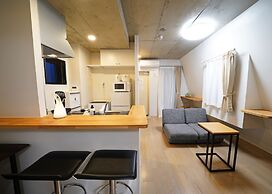Laffitte Tokyo WEST