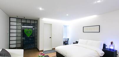 Soar Hotel