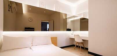 Soar Hotel