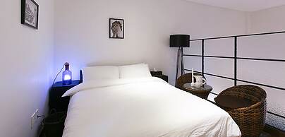 Soar Hotel