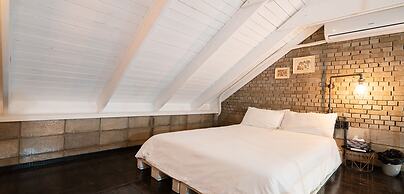 Soar Hotel