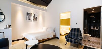 Soar Hotel