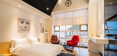 Soar Hotel