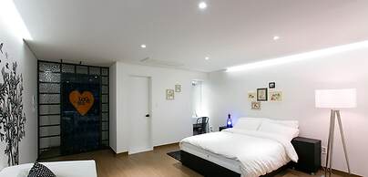 Soar Hotel