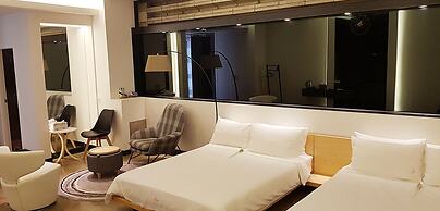 Soar Hotel