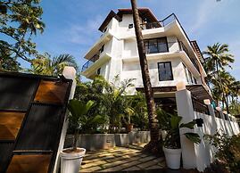 Half Hotel