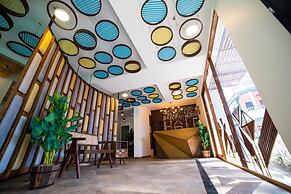Half Hotel