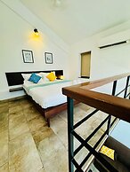 Half Hotel
