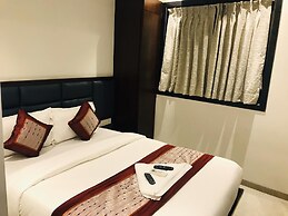 Hotel Flora Suites