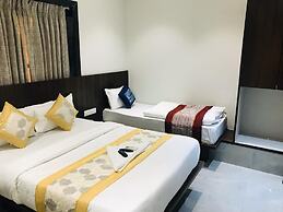 Hotel Flora Suites