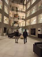 Avalon Courtyard