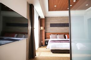 Luxcare Hotel
