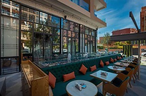 Stars Hotel