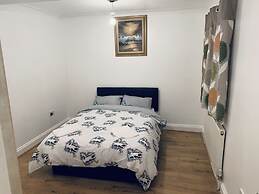 2-bed Apartment