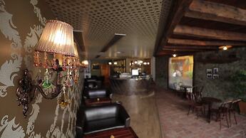 Hotel Çarshia e Jupave